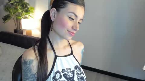 Snapshot of _aliice_1 chatting on 11, 2, 2025 Alice online show from 11, 2, 2025