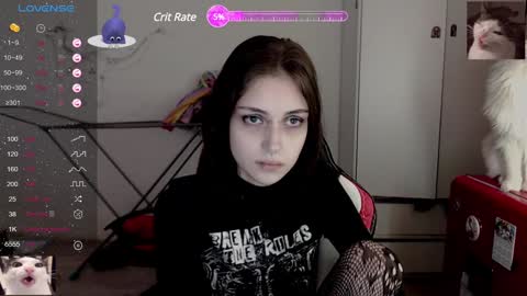 Snapshot of _alisa_in_wonderland chatting on 3, 2, 2025 Charlotte and Alex online show from 3, 2, 2025