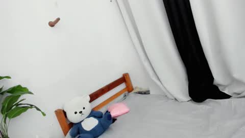 Snapshot of _althea69_ chatting on 20, 12, 2025 Thea online show from 20, 12, 2025