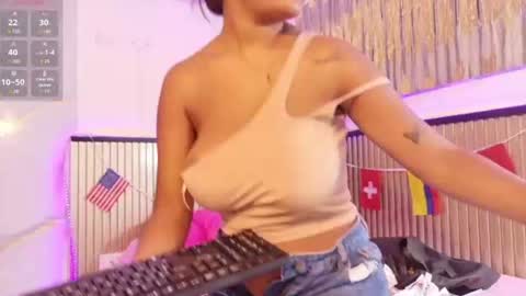 Snapshot of _anais_rose_ chatting on 21, 7, 2026 ANAIS online show from 21, 7, 2026