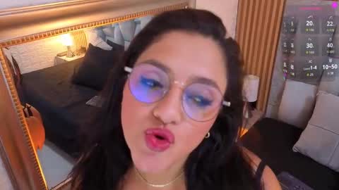 Snapshot of _andrealopez chatting on 9, 6, 2026 _andrealopez online show from 9, 6, 2026
