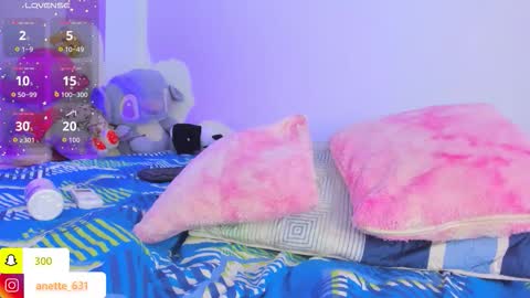 Snapshot of _anette chatting on 10, 9, 2025 Anette online show from 10, 9, 2025