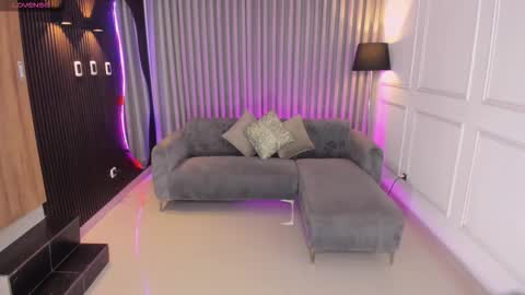 Snapshot of _anna_parker_ chatting on 18, 11, 2025 Ana online show from 18, 11, 2025