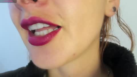 antonia online show from 15, 4, 2026