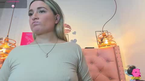 Snapshot of _antonella_11 chatting on 12, 3, 2026 _antonella_11 online show from 12, 3, 2026