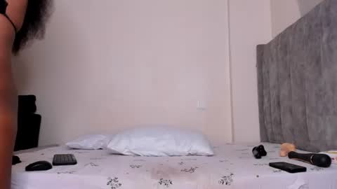 Snapshot of _ariah chatting on 27, 6, 2026 Ariah independent model online show from 27, 6, 2026