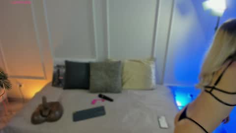 _arianasweet online show from 3, 4, 2026