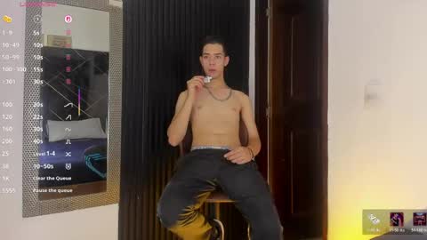 Snapshot of _axel_09 chatting on 15, 5, 2026 _axel_09 online show from 15, 5, 2026