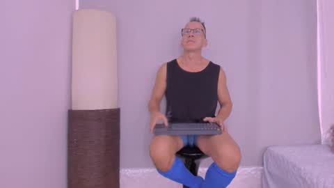 _axelking_ online show from 12, 11, 2025