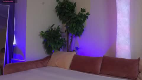 Snapshot of _b00bss_ chatting on 27, 4, 2026 Jess online show from 27, 4, 2026