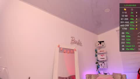 Snapshot of _barbie_joy chatting on 8, 10, 2025 Andrea online show from 8, 10, 2025