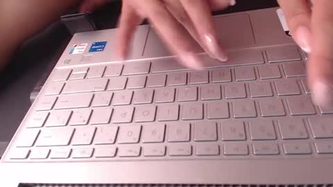 Snapshot of _bella_angel chatting on 10, 11, 2025 Mar online show from 10, 11, 2025