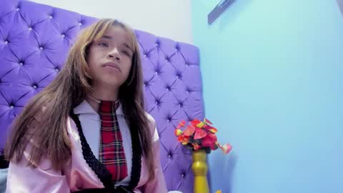 Snapshot of _bella_barbie chatting on 1, 4, 2026 _bella_barbie online show from 1, 4, 2026