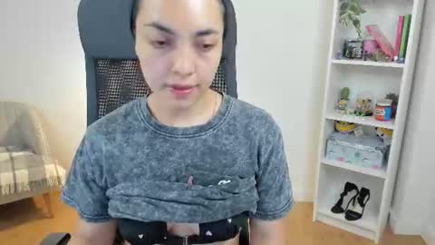 Snapshot of _bellaevans_ chatting on 15, 6, 2026 Bella Evans online show from 15, 6, 2026