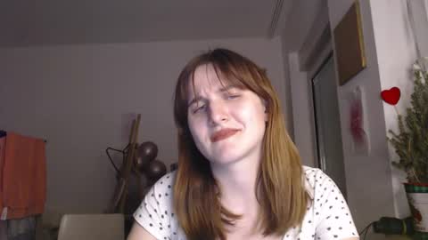 Snapshot of _biscotti_ chatting on 27, 2, 2025 _biscotti_ online show from 27, 2, 2025