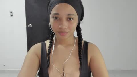 _blairwest_ online show from 13, 4, 2026