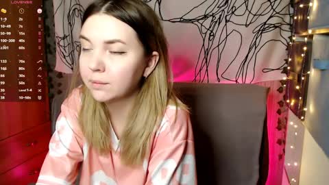 Snapshot of _blonde_barbie_ chatting on 29, 3, 2026 Elizabeth online show from 29, 3, 2026