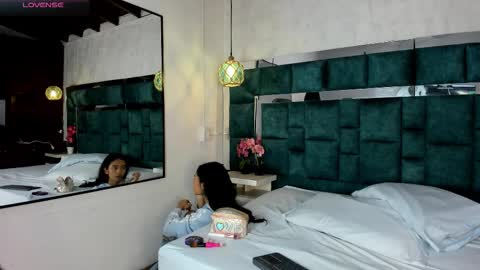 _bonnyandclyde online show from 12, 2, 2026