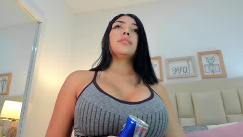 Snapshot of _brenda_becker chatting on 3, 2, 2025 Brenda online show from 3, 2, 2025