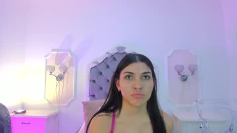 Snapshot of _brenda_becker chatting on 22, 11, 2025 Brenda online show from 22, 11, 2025