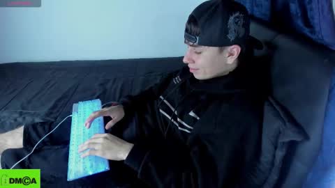 FELIPE CAMACHO    dont forget to support me with a little hand up online show from 18, 1, 2026