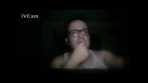 Snapshot of _buckle_ chatting on 5, 1, 2025 _buckle_ online show from 5, 1, 2025