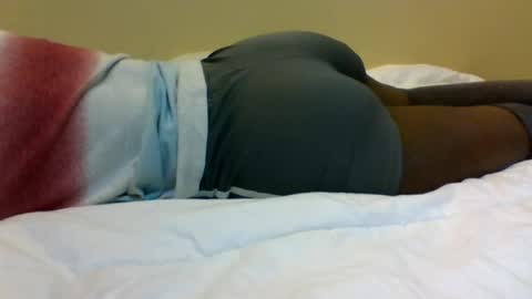Snapshot of _bunny_b chatting on 23, 6, 2026 I will be back soon online show from 23, 6, 2026