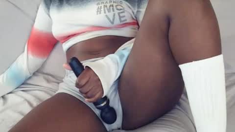 Snapshot of _bunny_b chatting on 31, 7, 2026 I will be back soon online show from 31, 7, 2026