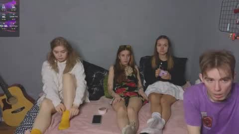 Snapshot of _by_double_sexy_miss_ chatting on 5, 4, 2026 _by_double_sexy_miss_ online show from 5, 4, 2026