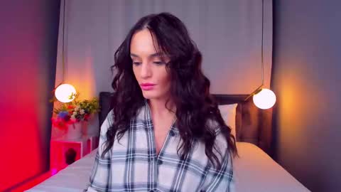 _carlawhite_ online show from 19, 12, 2025