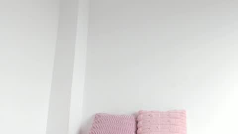 Snapshot of _cat_18 chatting on 16, 11, 2025 You can Call me Kitty Cat online show from 16, 11, 2025