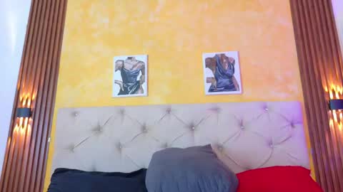 Snapshot of _catalina_williams_ chatting on 7, 5, 2026 _catalina_williams_ online show from 7, 5, 2026