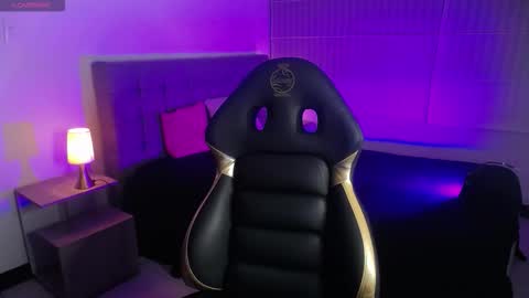 _charlotte_collins_ online show from 13, 1, 2026