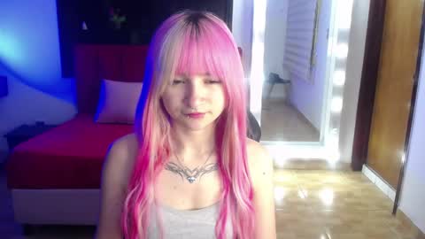 _charlotte_collins_ online show from 28, 5, 2026