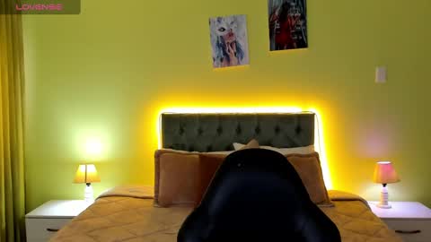 Snapshot of _charlotte_evans_2 chatting on 22, 9, 2025 Charlote online show from 22, 9, 2025