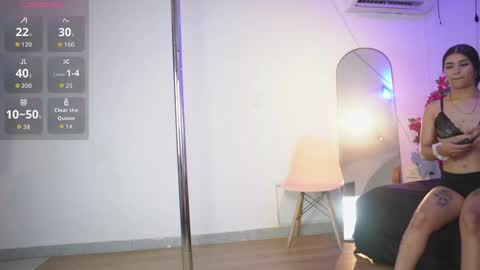 Snapshot of _charlotte_queen_ chatting on 17, 4, 2026 _charlotte_queen_ online show from 17, 4, 2026