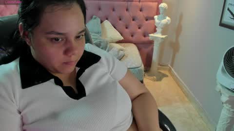 Snapshot of _chelsea_24 chatting on 11, 4, 2026 _chelsea_24 online show from 11, 4, 2026