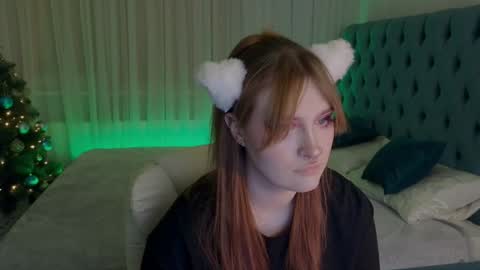 Snapshot of _chlo_e chatting on 22, 1, 2025 Alisa NO NUDE online show from 22, 1, 2025