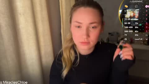 Snapshot of _chloe_miller_ chatting on 5, 4, 2026 _chloe_miller_ online show from 5, 4, 2026