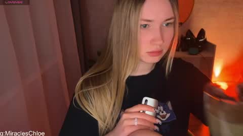 Snapshot of _chloe_miller_ chatting on 15, 4, 2026 _chloe_miller_ online show from 15, 4, 2026