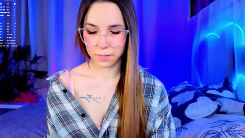 Snapshot of _cindy_lou_ chatting on 23, 12, 2025 Cindy . online show from 23, 12, 2025