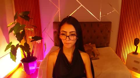 Snapshot of _coraliinee_ chatting on 1, 4, 2026 Coraline online show from 1, 4, 2026