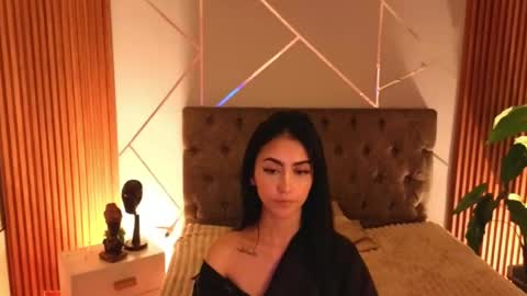 Snapshot of _coraliinee_ chatting on 23, 7, 2026 Coraline online show from 23, 7, 2026