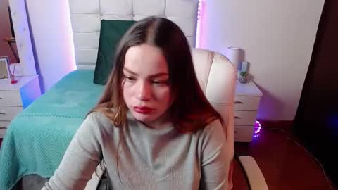 Cristal online show from 18, 9, 2025