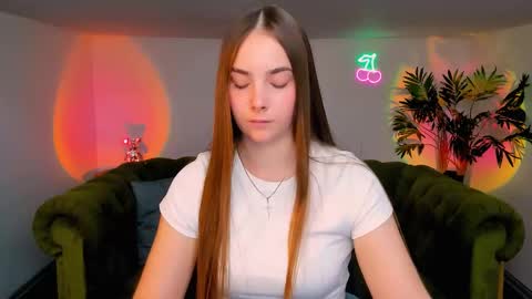 Erika online show from 10, 9, 2025