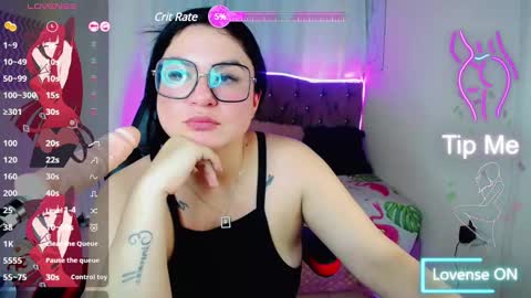 Snapshot of _curvy_mature_ chatting on 6, 1, 2025 _curvy_mature_ online show from 6, 1, 2025