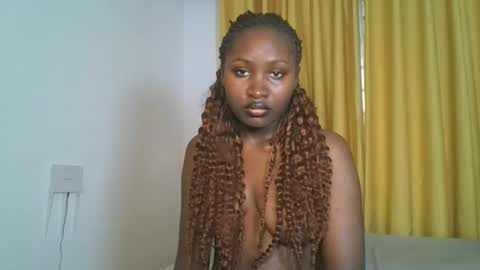 Snapshot of _cutestephanie chatting on 13, 11, 2025 STEPH online show from 13, 11, 2025