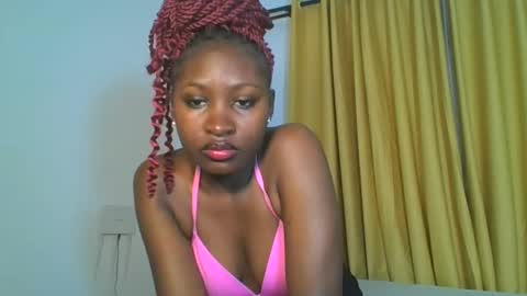 Snapshot of _cutestephanie chatting on 20, 11, 2025 STEPH online show from 20, 11, 2025