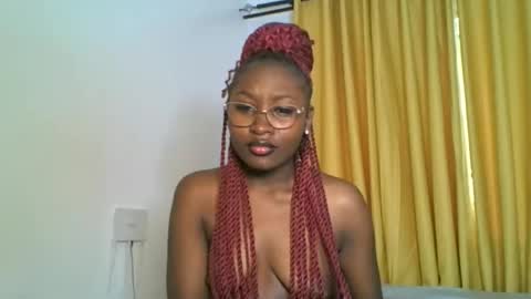 Snapshot of _cutestephanie chatting on 14, 12, 2025 STEPH online show from 14, 12, 2025