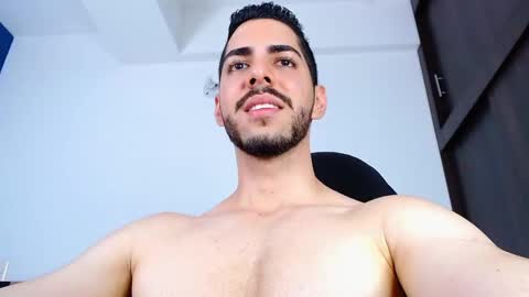 Snapshot of _davidwolf chatting on 13, 1, 2025 David online show from 13, 1, 2025